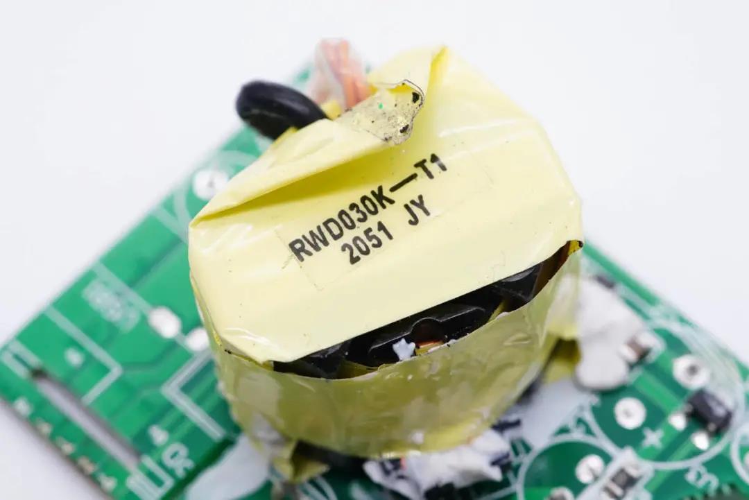 1619486018437352.jpg 37.jpg