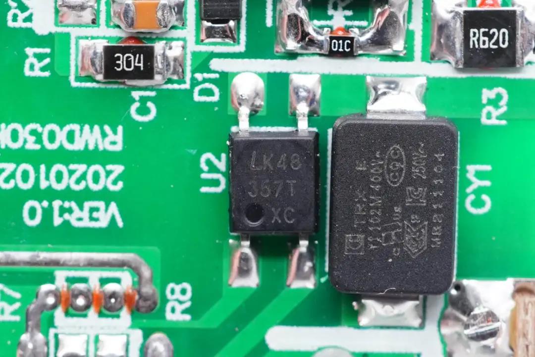 1619486044850544.jpg 38.jpg