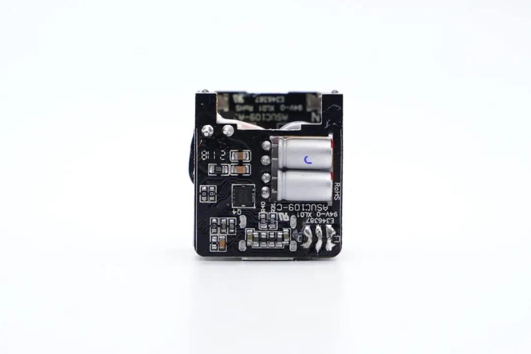 1627460072199232.jpg 32.jpg