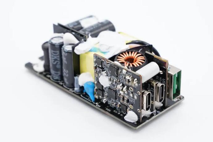 1628066942204676.jpg 28.jpg