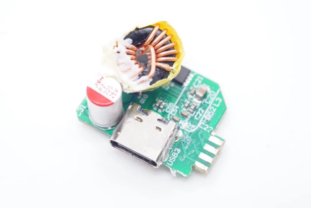 1634886436698366.jpg 56.jpg