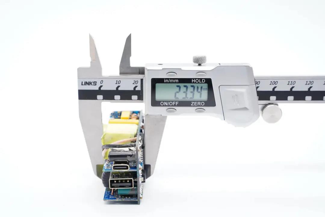 1641279533374528.jpg 23.jpg