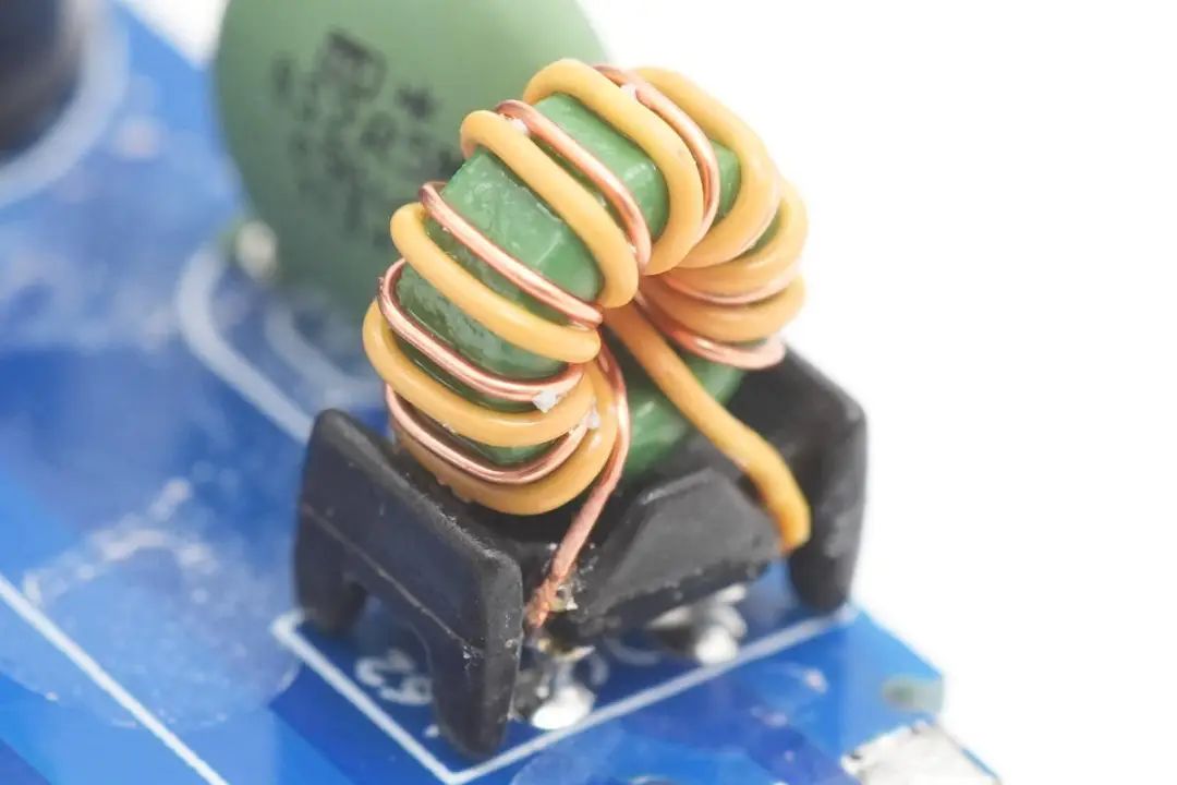 1658814183577840.jpg 32.jpg